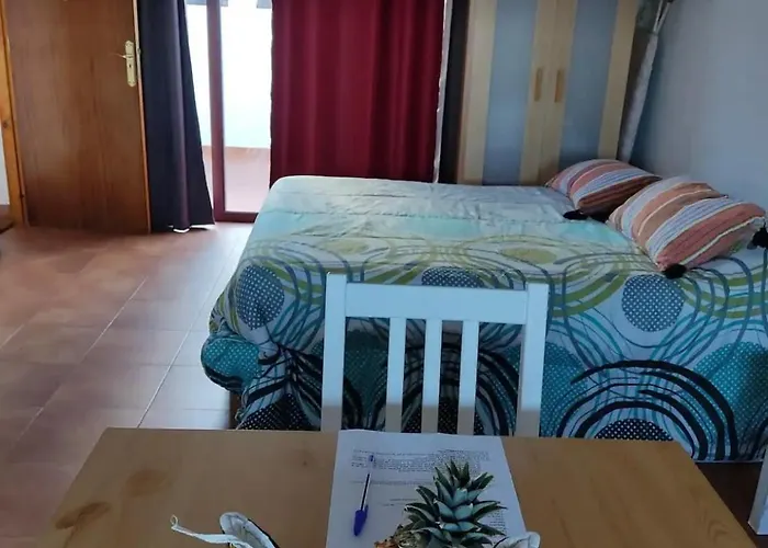 Estudio Con Terraza * La Caleta (El Hierro)